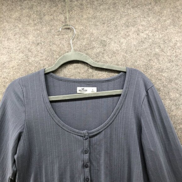 Hollister Long Sleeve Cropped T Shirt Womens L Blue Scoop Neck Button Front Knit - Picture 3 of 8